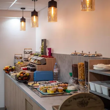 Contact Restaurant Bleu France - Cergy 2* Eragny